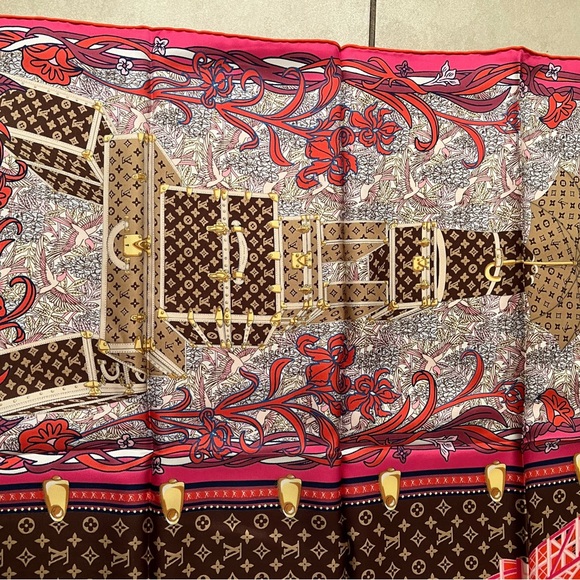 NWT Louis Vuitton Paris Exclusive Scarf - Picture 8 of 15